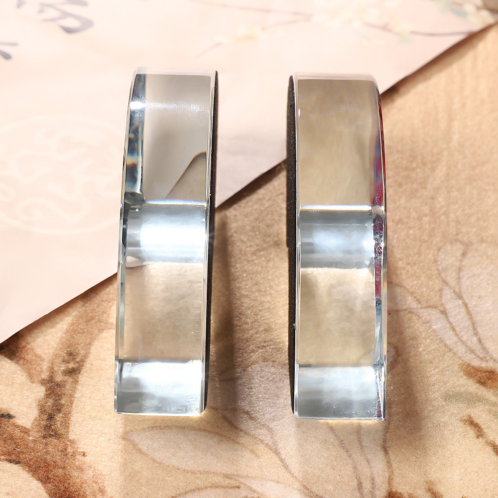 Kreativer, fächerförmiger Kris – Paper Weight Crystal Bewertung und Preis